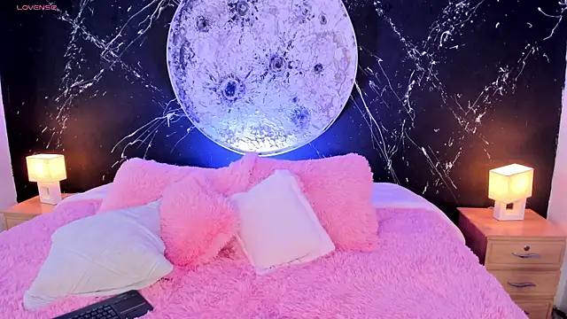 ShaniaDaniels online show from November 2025 09:39:02 PM