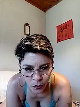 Lulypsicologasexual online show from February 2026 06:06:02 PM