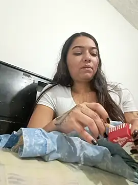 Snapshot of Madison_1 chatting on October 2025 07:43:01 AM Madison 1 online show from October 2025 07:43:01 AM