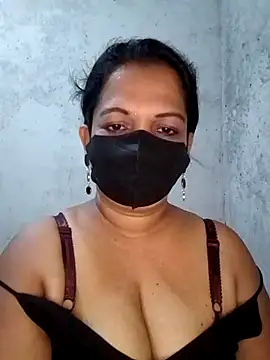 Snapshot of Madu_HotSL chatting on September 2025 03:38:02 AM Madu HotSL online show from September 2025 03:38:02 AM