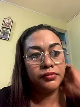 EmmaKantutera online show from November 2025 03:56:02 PM