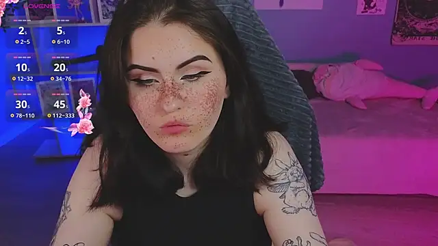 Snapshot of Dark_Shine chatting on April 2026 08:17:01 PM Dark Shine online show from April 2026 08:17:01 PM