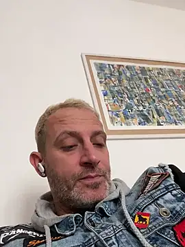 Maurinho3005 online show from September 2025 09:58:02 AM