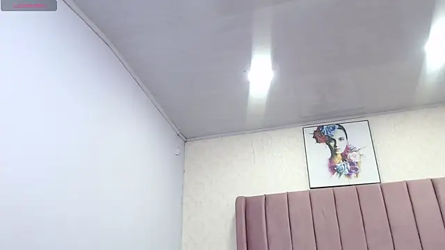 AriannaAdames online show from March 2026 01:17:01 PM