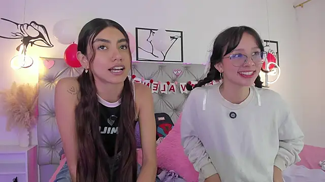 Naughty Couple83 online show from February 2026 03:29:02 PM