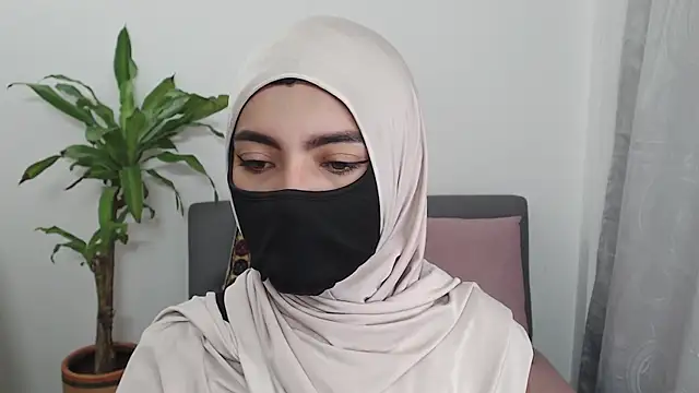 Snapshot of jade_nassar chatting on October 2025 09:53:02 PM jade nassar online show from October 2025 09:53:02 PM