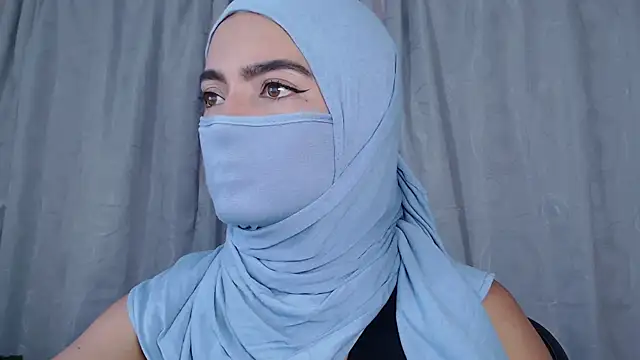 Snapshot of jade_nassar chatting on June 2026 09:48:02 PM jade nassar online show from June 2026 09:48:02 PM