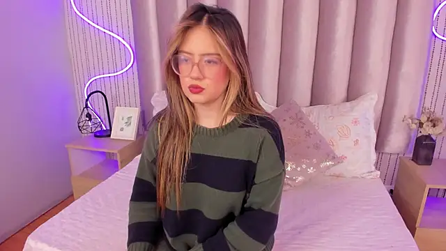 SamanthaPeachss online show from September 2025 12:31:02 PM