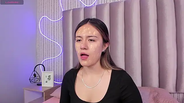 SamanthaPeachss online show from February 2026 01:21:02 PM