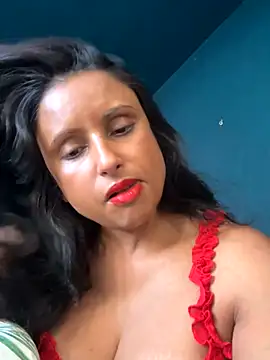 Snapshot of Angelaarayexx chatting on October 2025 12:28:01 PM Angelaarayexx online show from October 2025 12:28:01 PM