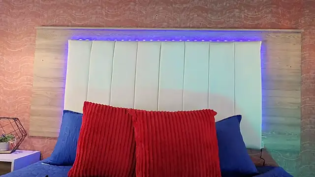 AgnesIvanova online show from November 2025 06:35:01 PM