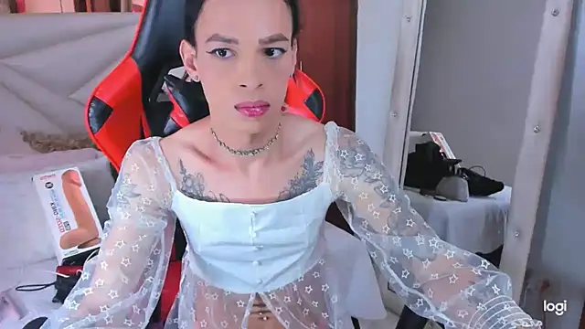 sara slut21 online show from December 2024 05:33:02 PM