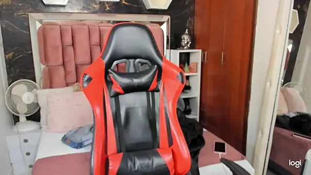 sara slut21 online show from January 2025 09:34:01 PM