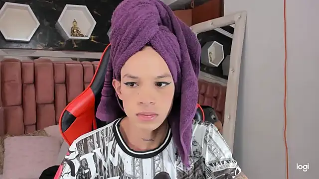 sara slut21 online show from January 2025 08:00:01 PM