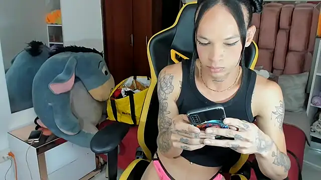 sara slut21 online show from November 2025 05:34:01 PM