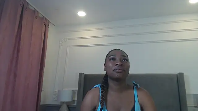 NatashaSilver online show from December 2025 01:41:02 PM