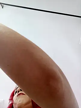 kim7  online show from September 2025 03:02:01 PM