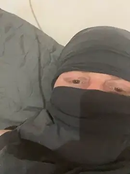 andre1z1nh0 online show from February 2026 11:06:01 PM