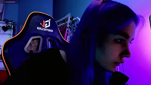 Snapshot of Kiara_Dream chatting on November 2025 09:14:02 PM Kiara Dream online show from November 2025 09:14:02 PM