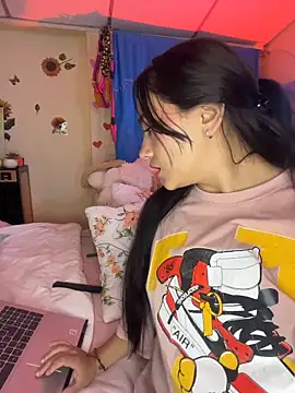 MiaRousexxx  online show from October 2025 12:33:02 AM