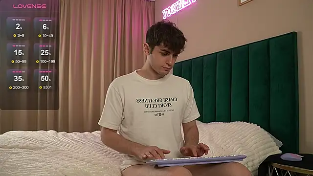 fordenisk online show from September 2025 01:34:01 PM