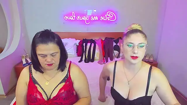 Your Exstasy online show from October 2025 07:40:02 AM