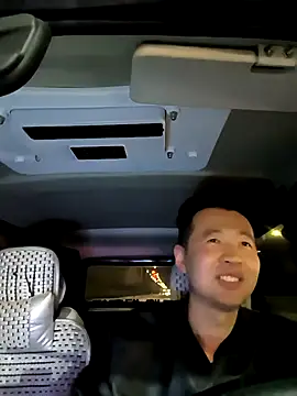 huanhuanaaaaa online show from April 2026 01:05:02 PM