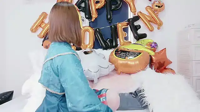 Rina 72 online show from October 2025 04:47:01 AM