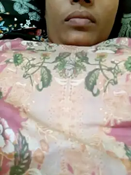 Rose-luckey online show from April 2026 06:43:02 AM