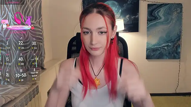 Snapshot of EasterBlink chatting on September 2025 10:16:01 AM EasterBlink online show from September 2025 10:16:01 AM