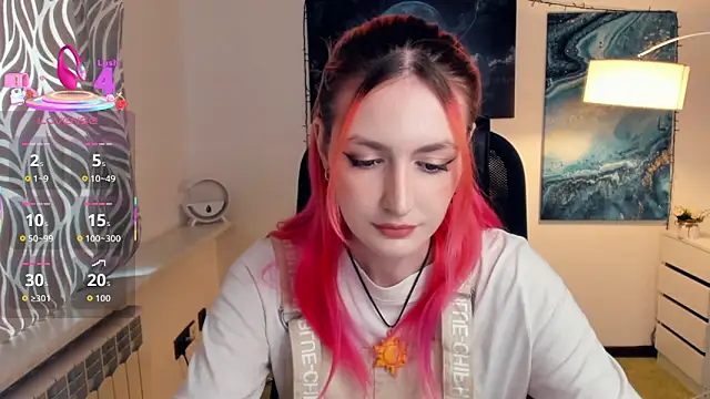 Snapshot of EasterBlink chatting on October 2025 10:58:02 AM EasterBlink online show from October 2025 10:58:02 AM