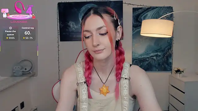 Snapshot of EasterBlink chatting on October 2025 10:40:02 AM EasterBlink online show from October 2025 10:40:02 AM