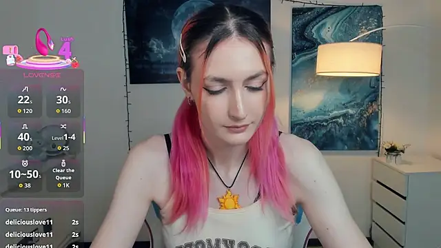 Snapshot of EasterBlink chatting on October 2025 10:44:01 AM EasterBlink online show from October 2025 10:44:01 AM