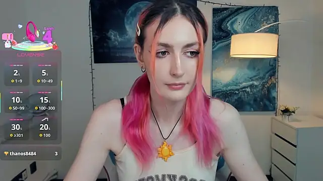 Snapshot of EasterBlink chatting on October 2025 11:51:02 AM EasterBlink online show from October 2025 11:51:02 AM