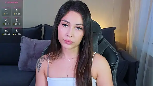 CarolineGuthrie online show from September 2025 02:27:01 PM