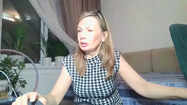 Sweetmurrr online show from February 2026 01:09:02 AM