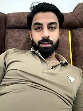 Snapshot of hottestboy03 chatting on November 2025 06:05:02 AM hottestboy03 online show from November 2025 06:05:02 AM