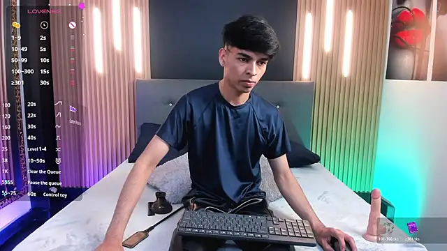 OnlyJos online show from November 2025 08:18:01 PM