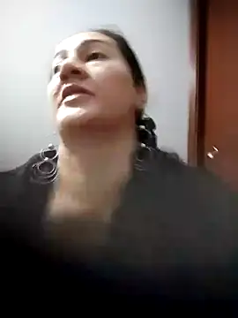 Aisha manzur online show from November 2025 07:15:01 PM