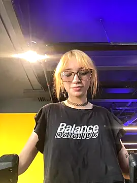 Snapshot of TheLevel69s chatting on September 2025 10:10:01 PM TheLevel69s online show from September 2025 10:10:01 PM