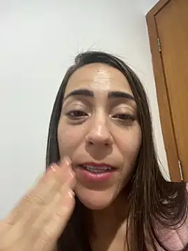 lucioliveira online show from November 2025 02:49:02 PM