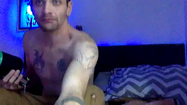 Daddyrabbit117 online show from April 2026 07:55:02 PM