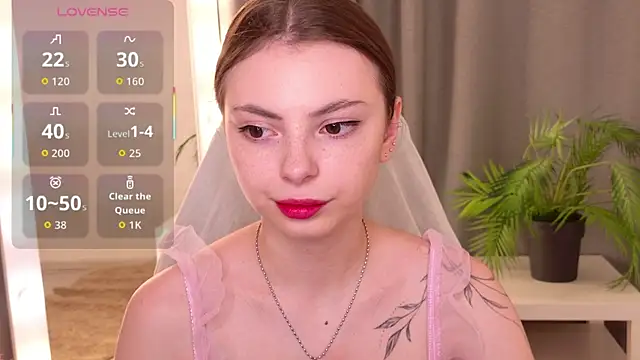 PhantomLace online show from October 2025 01:30:01 PM