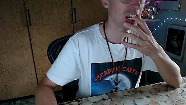 Snapshot of sakiramissy chatting on September 2025 07:23:01 AM sakiramissy online show from September 2025 07:23:01 AM