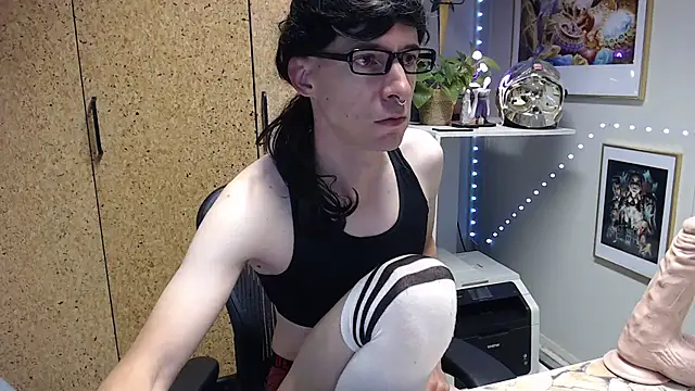 Snapshot of sakiramissy chatting on September 2025 06:07:01 AM sakiramissy online show from September 2025 06:07:01 AM