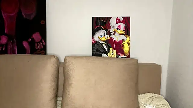 Petal Couple online show from December 2025 09:47:02 AM