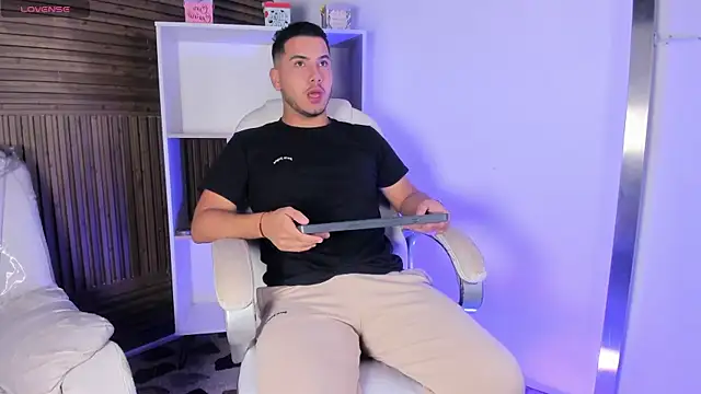 Axel grey  online show from November 2025 12:26:01 PM