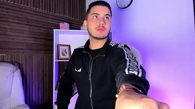 Axel grey  online show from December 2025 12:25:02 PM