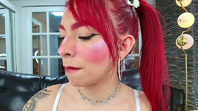 miss   abigail online show from December 2025 02:17:02 AM