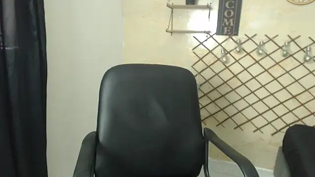 Perla stonex online show from September 2025 08:11:02 PM